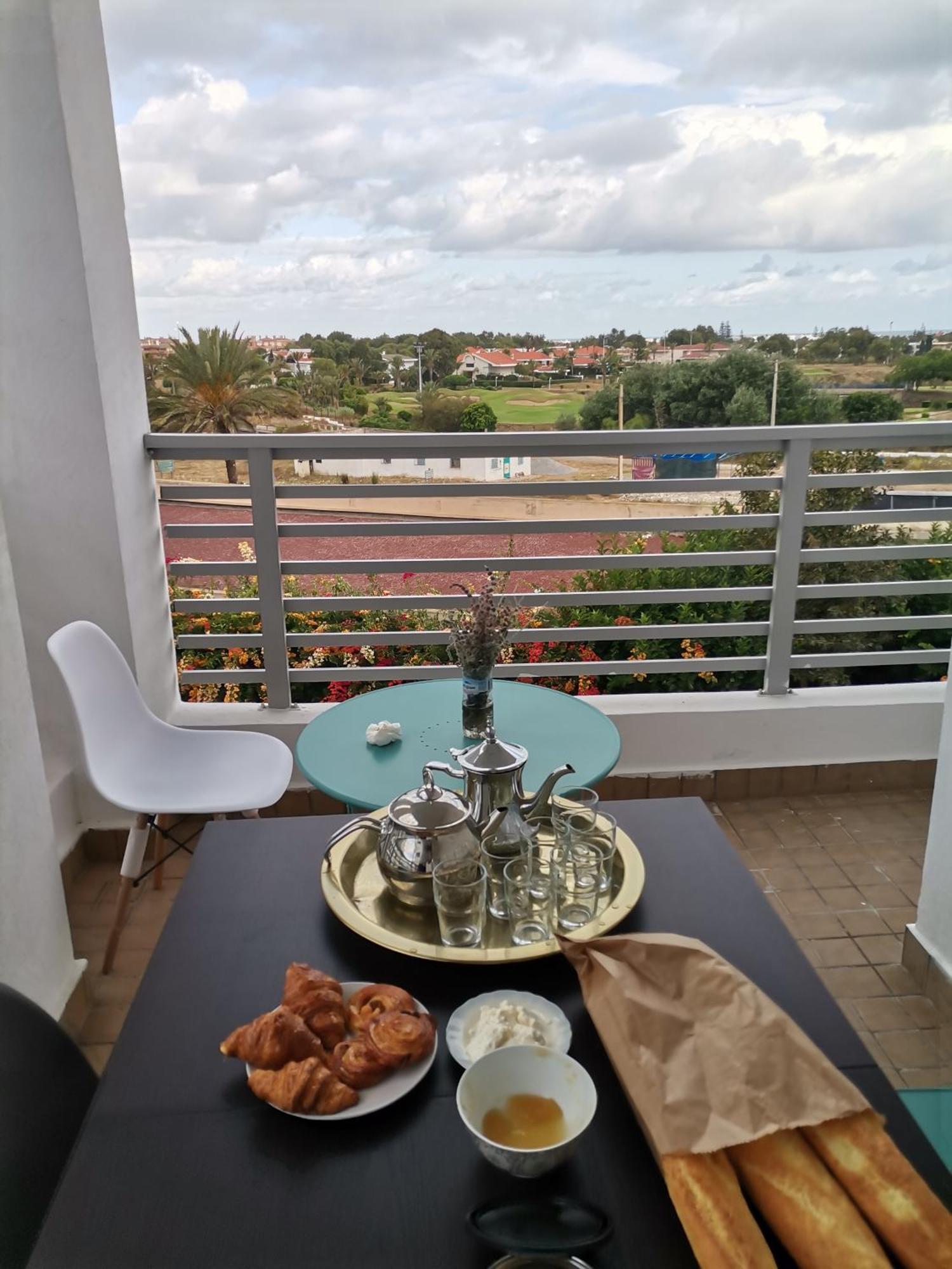Grand Appartement Vue Golf A 2 Min De La Plage Бузніка Екстер'єр фото